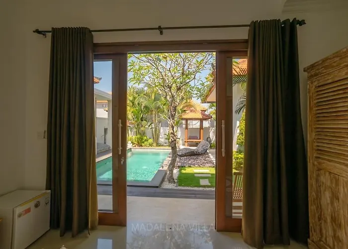 Madalena 4br Family W Pool Walk To & Cafe Villa