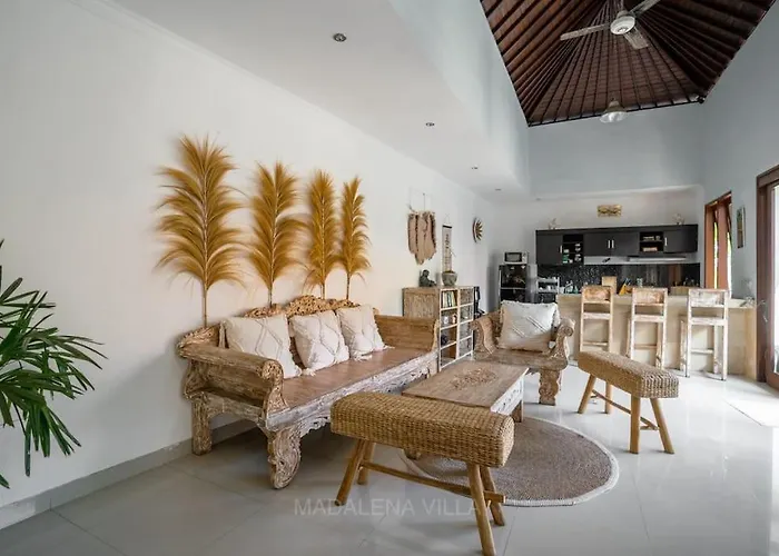 Madalena 4br Family W Pool Walk To & Cafe Canggu