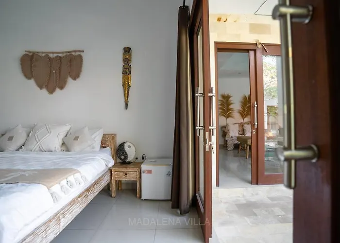 Villa Madalena 4br Family W Pool Walk To & Cafe Canggu