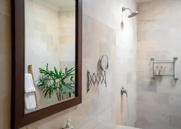 Villa Madalena 4br Family W Pool Walk To & Cafe