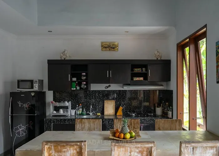 Villa Madalena 4br Family W Pool Walk To & Cafe Canggu