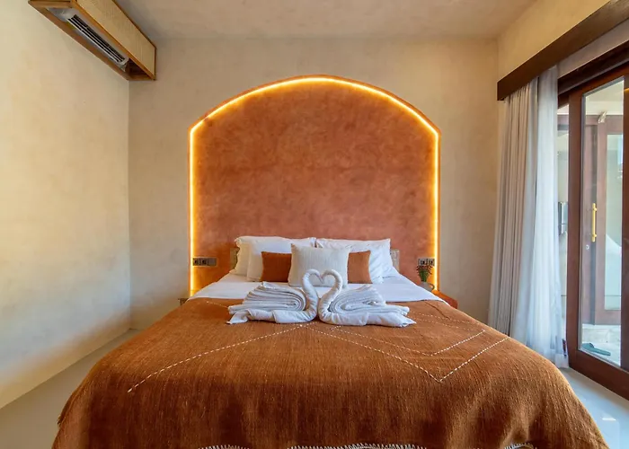 Madalena 4br Family W Pool Walk To & Cafe تْشانغو
