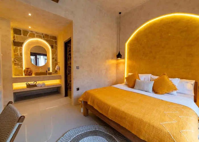 Madalena 4br Family W Pool Walk To & Cafe فيلة
