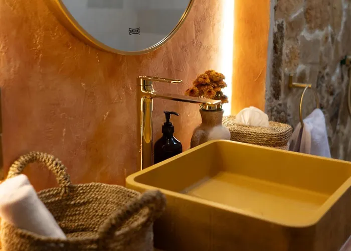 Madalena 4br Family W Pool Walk To & Cafe تْشانغو